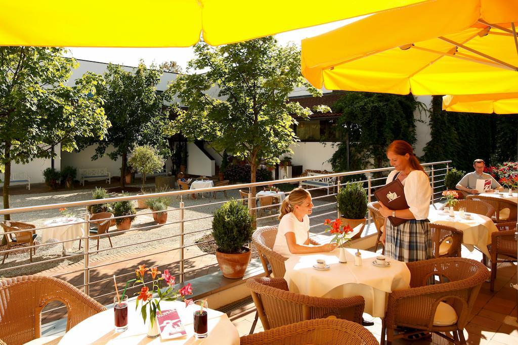 Hotel Hofmark Bad Birnbach Exterior photo